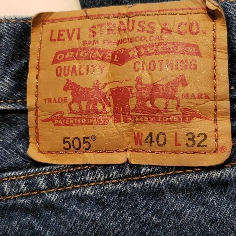 Levis 505 Straight Fit 40x31 EUC